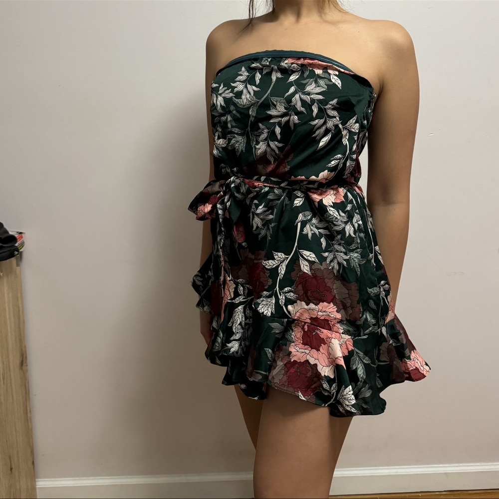 Princess polly floral ruffle hem romper